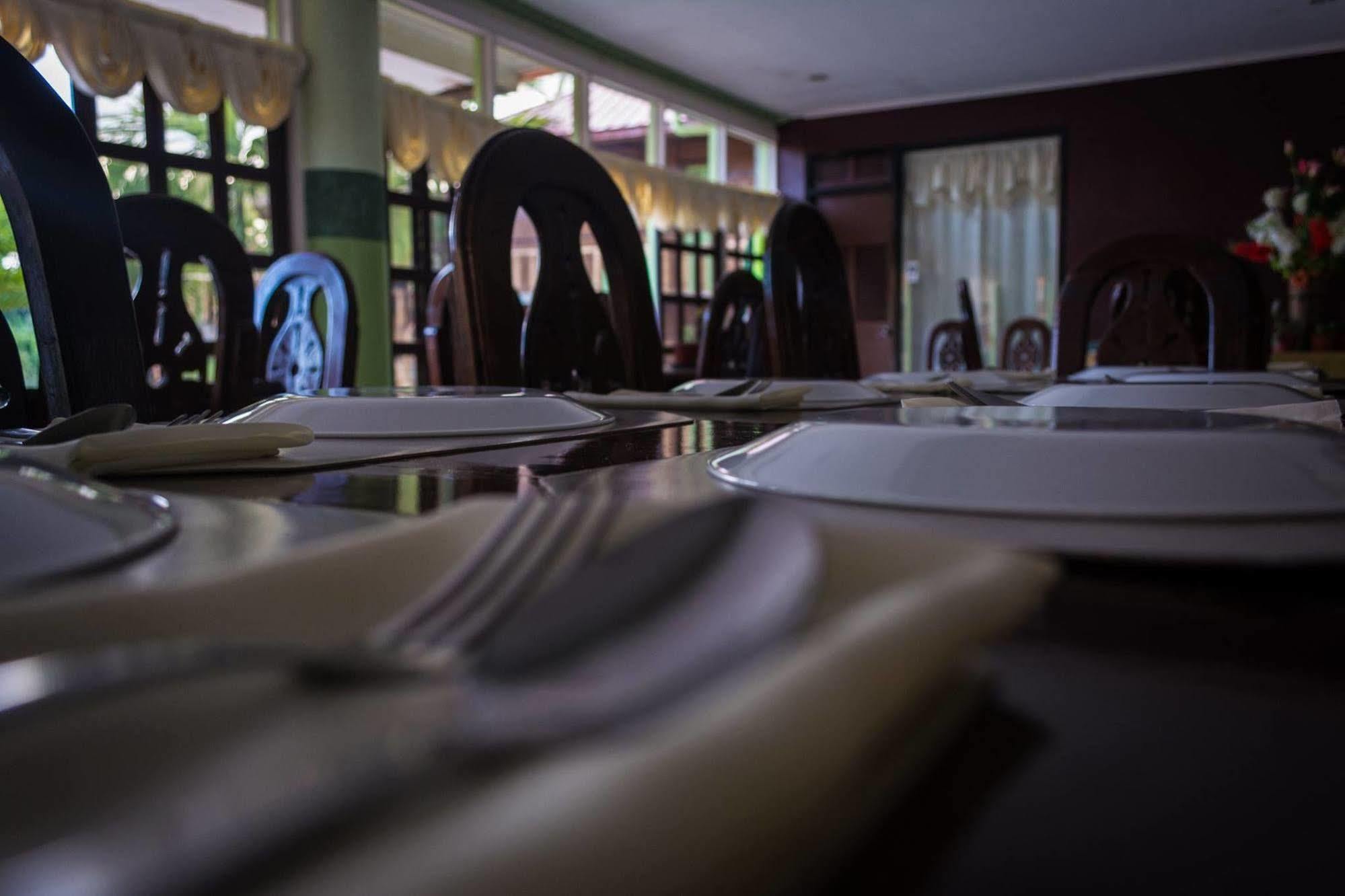 Stefanie Grace Paradise Inn Loboc Buitenkant foto
